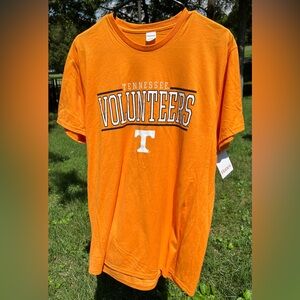 Hanes University of Tennessee Volunteers, UT Vols, T-Shirt, L  NWT